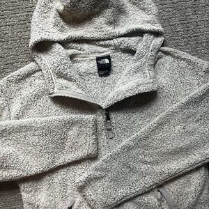 The North Face White/Light Heathered Gray Sherpa Jacket Women's Medium Full‎ Zip